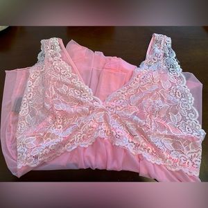 Plus size, one size sheer lace night shirt.